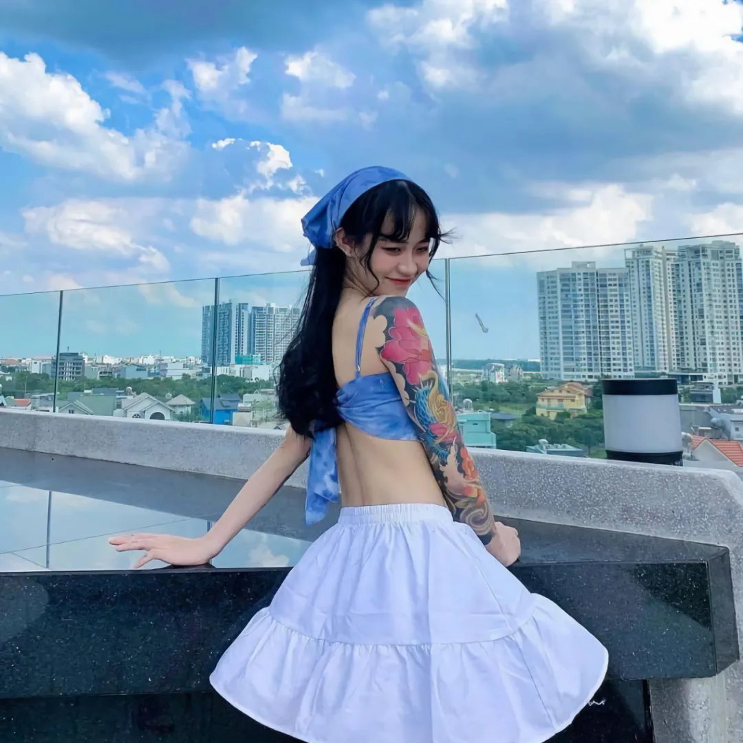 青春激光封面